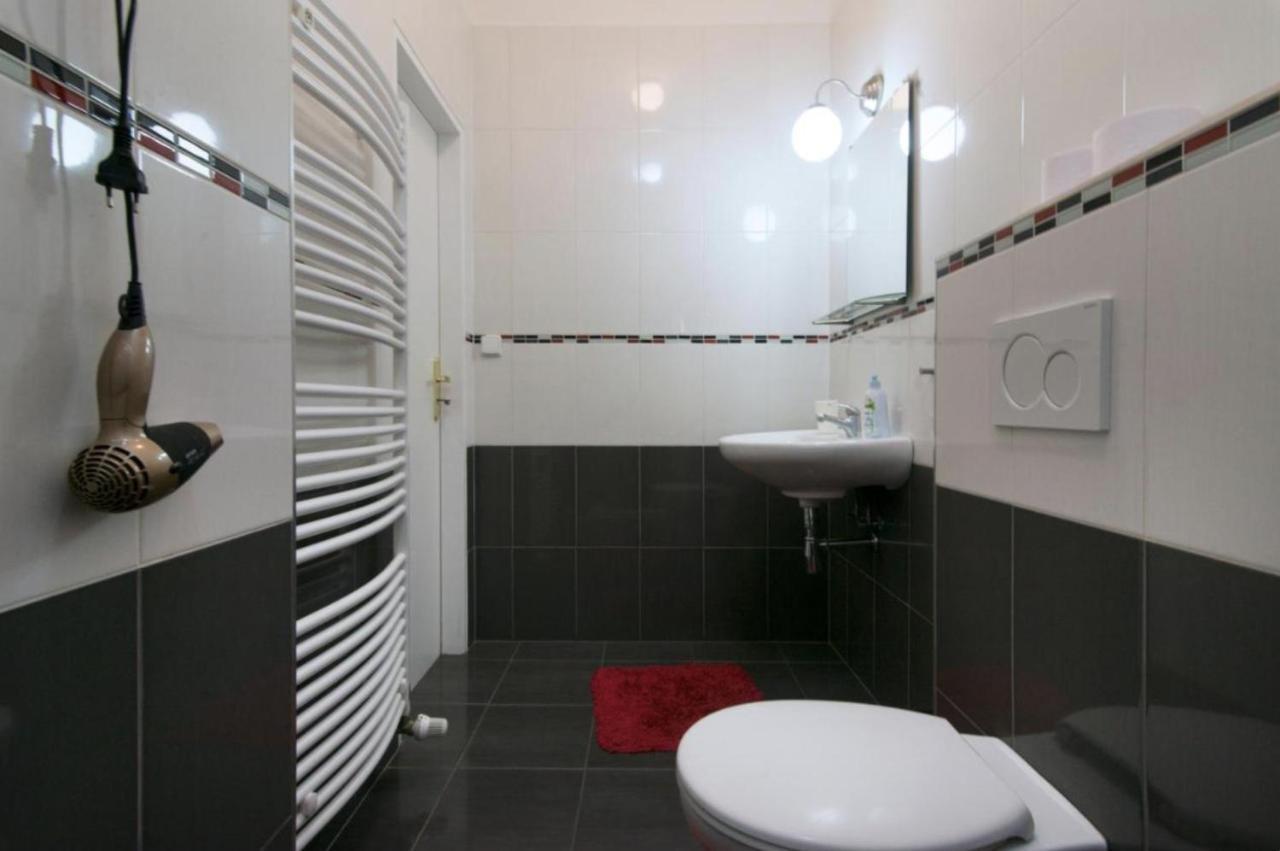Central Prague Wenceslas Square Apartments 外观 照片