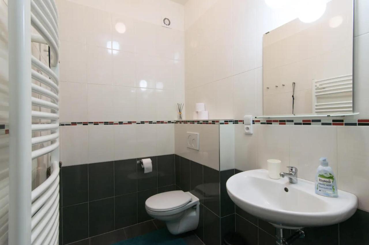 Central Prague Wenceslas Square Apartments 外观 照片